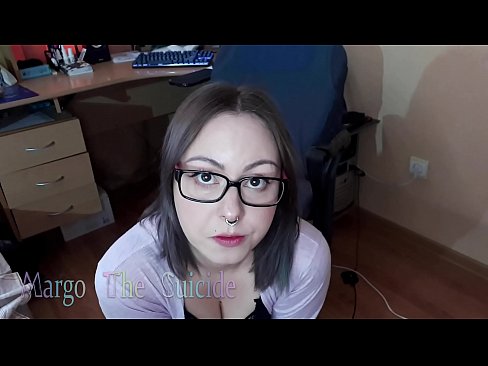 ❤️ Rapariga Sexy com Dildo de Óculos Chupa Profundamente na Câmara ❌ Porno porno em nós pt.hqpornvideos.ru ❌